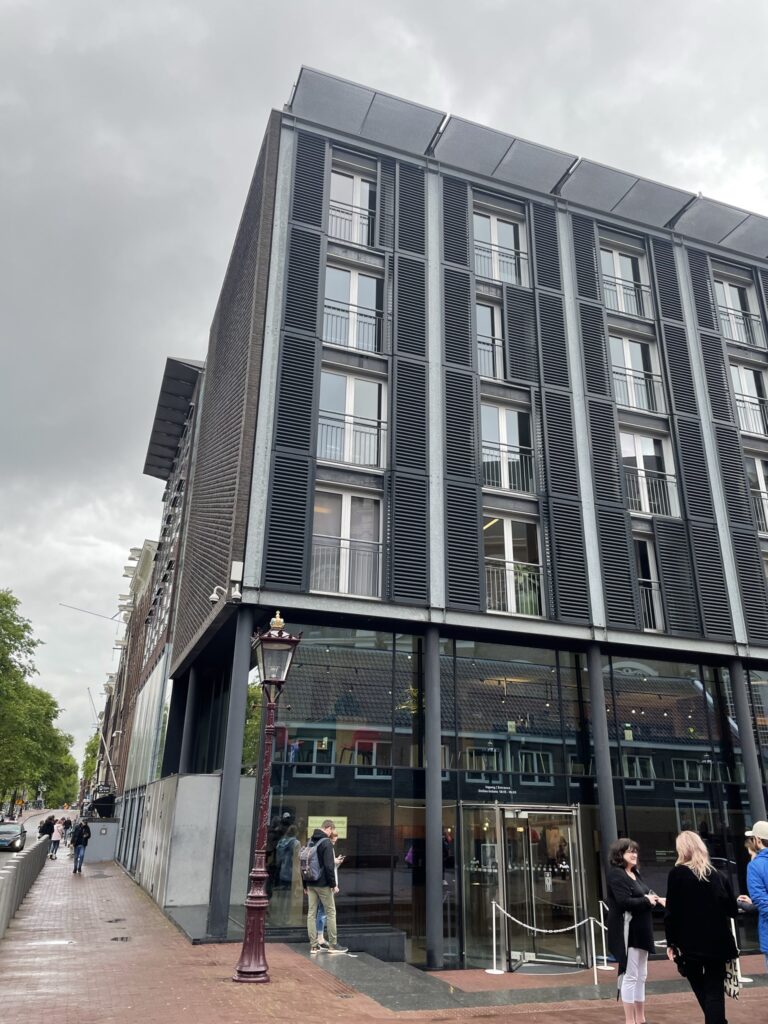 View of the entrance to the Anne frank Museum in Amsterdam.