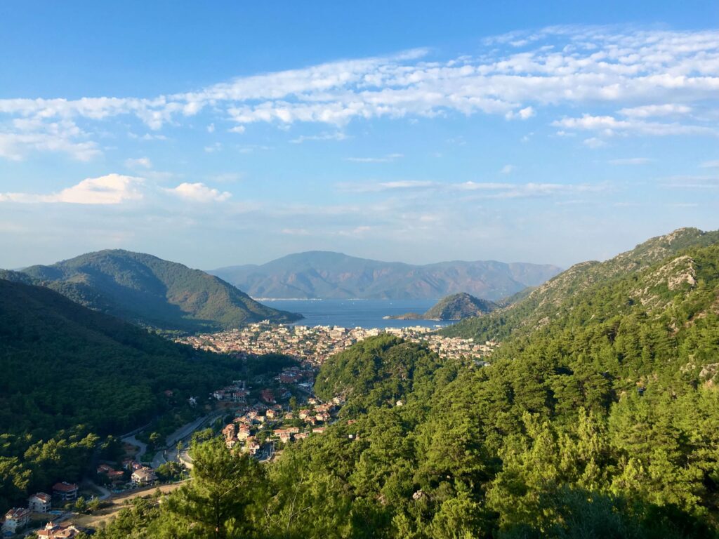 panoramic of mountains and ocean